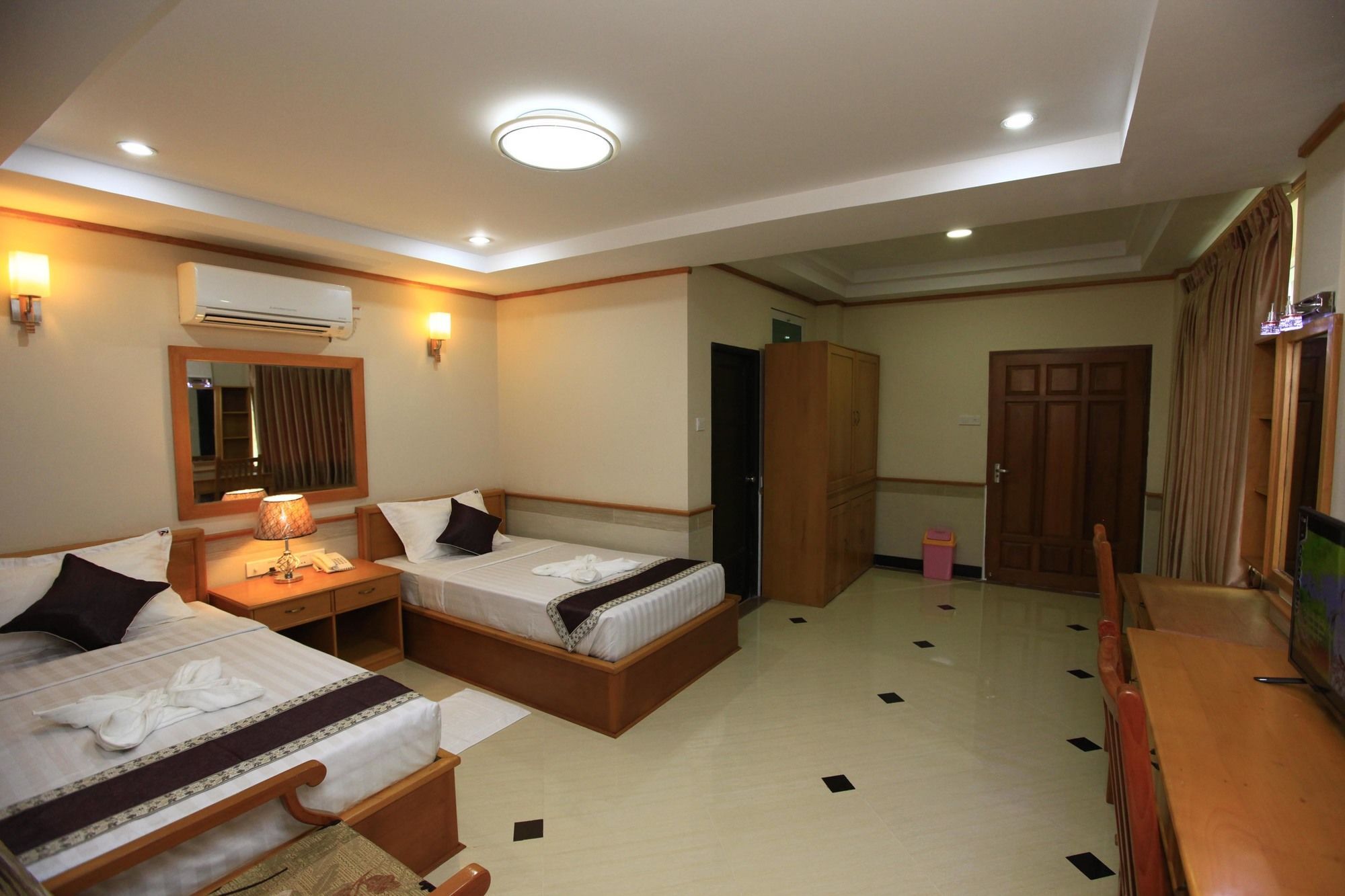 Hotel Novel Rangun Zewnętrze zdjęcie